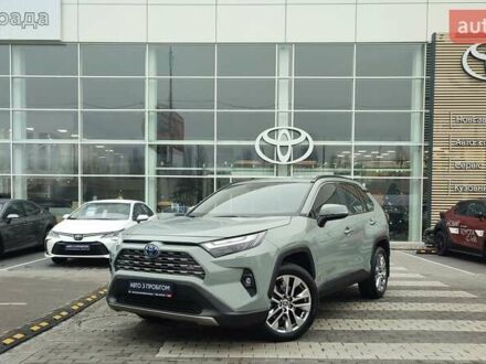 Зеленый Тойота РАВ 4, объемом двигателя 2.49 л и пробегом 51 тыс. км за 39867 $, фото 1 на Automoto.ua