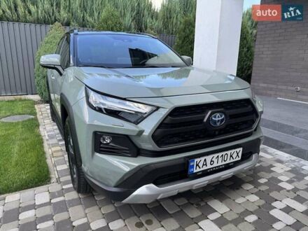 Тойота РАВ 4 2023 в Борисполе на Automoto.ua Зеленый Тойота РАВ 4, объемом двигателя 2.49 л и пробегом 29 тыс. км за 47500 $, фото 1 на Automoto.ua