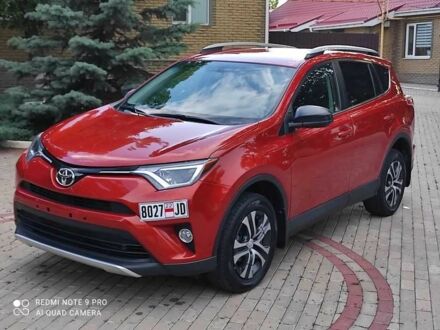 Тойота РАВ 4 2016 у Луганську на Automoto.ua Помаранчевий Тойота РАВ 4, об'ємом двигуна 2.5 л та пробігом 24 тис. км за 27000 $, фото 1 на Automoto.ua