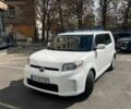 Білий Тойота Сайон, об'ємом двигуна 2.4 л та пробігом 164 тис. км за 8000 $, фото 1 на Automoto.ua