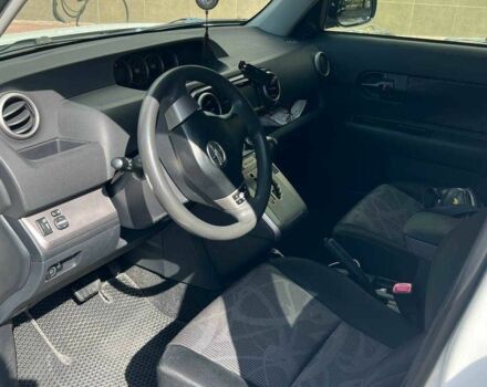 Белый Тойота Сцион, объемом двигателя 2.4 л и пробегом 164 тыс. км за 8000 $, фото 6 на Automoto.ua