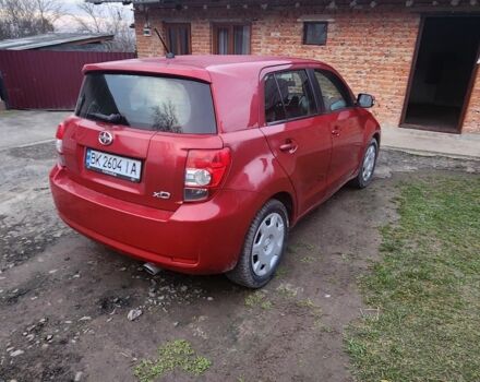 Красный Тойота Сцион, объемом двигателя 1.8 л и пробегом 162 тыс. км за 7200 $, фото 2 на Automoto.ua