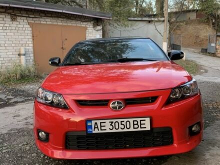 Тойота Сайон 2012 у Кривому Розі на Automoto.ua Червоний Тойота Сайон, об'ємом двигуна 2.5 л та пробігом 125 тис. км за 13000 $, фото 1 на Automoto.ua
