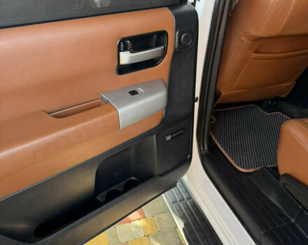 Білий Тойота Секвойя, об'ємом двигуна 5.7 л та пробігом 257 тис. км за 21999 $, фото 21 на Automoto.ua