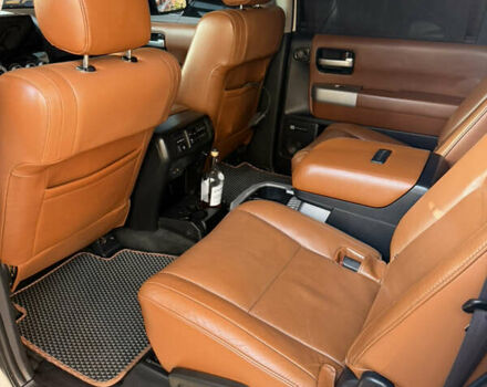 Білий Тойота Секвойя, об'ємом двигуна 5.7 л та пробігом 257 тис. км за 21999 $, фото 23 на Automoto.ua