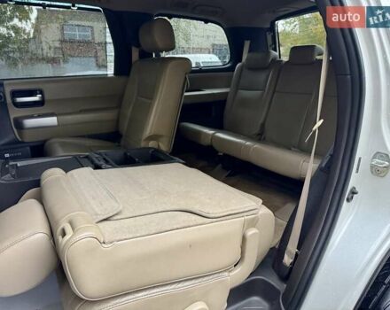Тойота Секвойя 2008 в Киеве на Automoto.ua Белый Тойота Секвойя, объемом двигателя 5.7 л и пробегом 195 тыс. км за 19990 $, фото 21 на Automoto.ua