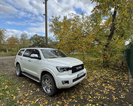 Білий Тойота Секвойя, об'ємом двигуна 5.7 л та пробігом 257 тис. км за 21999 $, фото 46 на Automoto.ua