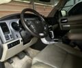 Белый Тойота Секвойя, объемом двигателя 5.7 л и пробегом 205 тыс. км за 22000 $, фото 1 на Automoto.ua