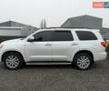 Белый Тойота Секвойя, объемом двигателя 5.7 л и пробегом 378 тыс. км за 19900 $, фото 9 на Automoto.ua