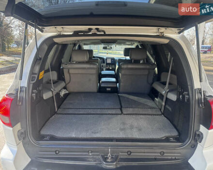 Белый Тойота Секвойя, объемом двигателя 5.7 л и пробегом 200 тыс. км за 21000 $, фото 16 на Automoto.ua