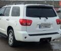 Белый Тойота Секвойя, объемом двигателя 4.66 л и пробегом 183 тыс. км за 25500 $, фото 6 на Automoto.ua