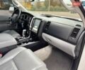 Тойота Секвойя 2011 в Житомире на Automoto.ua Белый Тойота Секвойя, объемом двигателя 5.7 л и пробегом 278 тыс. км за 22000 $, фото 4 на Automoto.ua