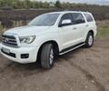 Білий Тойота Секвойя, об'ємом двигуна 5.7 л та пробігом 295 тис. км за 26500 $, фото 1 на Automoto.ua
