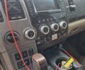 Білий Тойота Секвойя, об'ємом двигуна 5.7 л та пробігом 295 тис. км за 26500 $, фото 17 на Automoto.ua