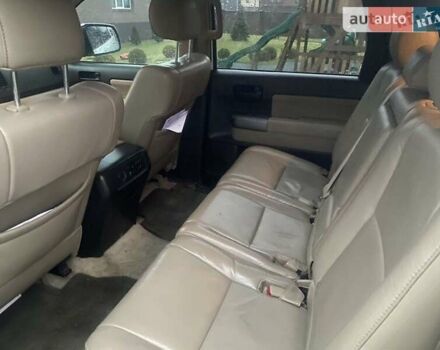 Белый Тойота Секвойя, объемом двигателя 4.66 л и пробегом 183 тыс. км за 25500 $, фото 14 на Automoto.ua