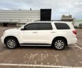 Белый Тойота Секвойя, объемом двигателя 5.7 л и пробегом 278 тыс. км за 22000 $, фото 9 на Automoto.ua