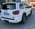 Белый Тойота Секвойя, объемом двигателя 5.66 л и пробегом 280 тыс. км за 23500 $, фото 7 на Automoto.ua