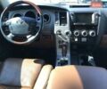 Белый Тойота Секвойя, объемом двигателя 5.7 л и пробегом 190 тыс. км за 32000 $, фото 8 на Automoto.ua