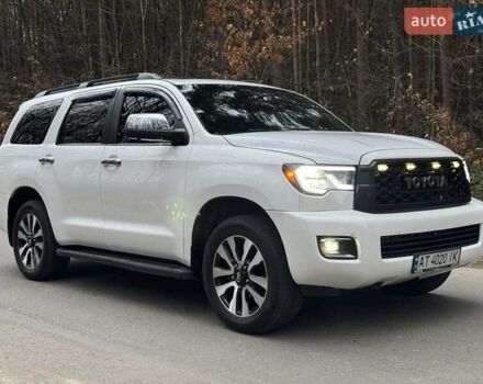 Белый Тойота Секвойя, объемом двигателя 5.7 л и пробегом 268 тыс. км за 26999 $, фото 26 на Automoto.ua
