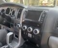 Белый Тойота Секвойя, объемом двигателя 5.6 л и пробегом 315 тыс. км за 25000 $, фото 9 на Automoto.ua