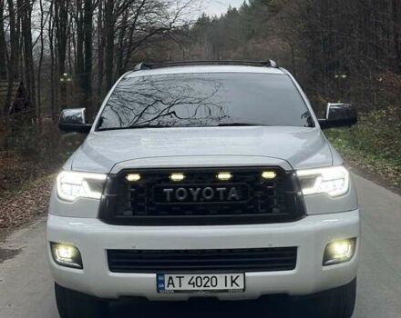 Белый Тойота Секвойя, объемом двигателя 5.7 л и пробегом 268 тыс. км за 26999 $, фото 22 на Automoto.ua