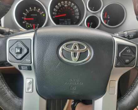 Тойота Секвойя 2014 в Кропивницком (Кировограде) на Automoto.ua Белый Тойота Секвойя, объемом двигателя 5.7 л и пробегом 86 тыс. км за 20000 $, фото 9 на Automoto.ua