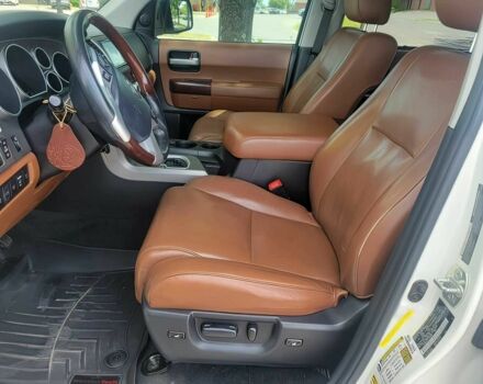 Тойота Секвойя 2014 в Кропивницком (Кировограде) на Automoto.ua Белый Тойота Секвойя, объемом двигателя 5.7 л и пробегом 86 тыс. км за 20000 $, фото 8 на Automoto.ua