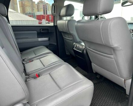 Білий Тойота Секвойя, об'ємом двигуна 5.7 л та пробігом 215 тис. км за 23500 $, фото 14 на Automoto.ua