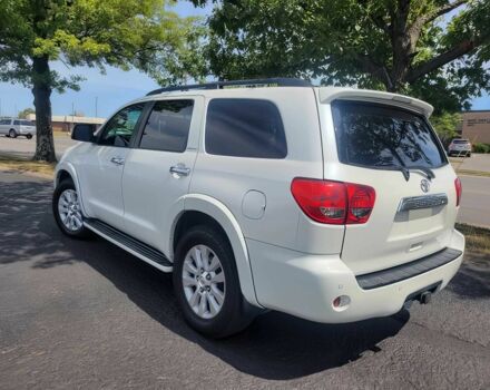 Тойота Секвойя 2014 в Кропивницком (Кировограде) на Automoto.ua Белый Тойота Секвойя, объемом двигателя 5.7 л и пробегом 86 тыс. км за 20000 $, фото 6 на Automoto.ua