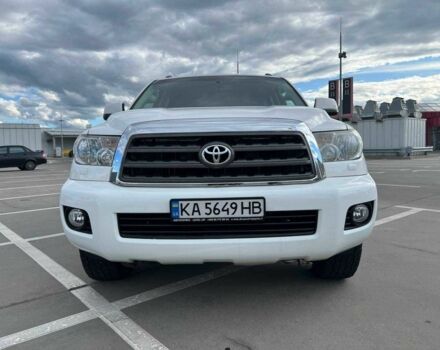 Білий Тойота Секвойя, об'ємом двигуна 5.7 л та пробігом 215 тис. км за 23500 $, фото 2 на Automoto.ua