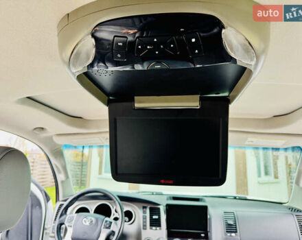 Белый Тойота Секвойя, объемом двигателя 5.7 л и пробегом 148 тыс. км за 37500 $, фото 18 на Automoto.ua