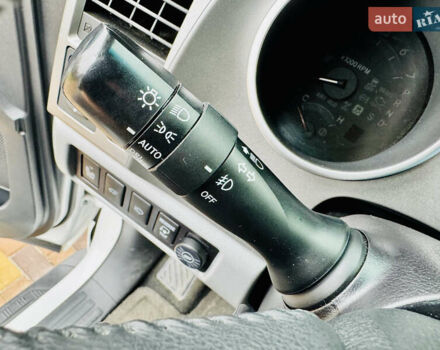 Белый Тойота Секвойя, объемом двигателя 5.7 л и пробегом 148 тыс. км за 37500 $, фото 23 на Automoto.ua