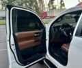 Белый Тойота Секвойя, объемом двигателя 5.66 л и пробегом 178 тыс. км за 37500 $, фото 10 на Automoto.ua