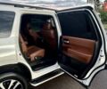 Белый Тойота Секвойя, объемом двигателя 5.66 л и пробегом 178 тыс. км за 37500 $, фото 28 на Automoto.ua