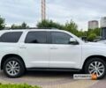 Белый Тойота Секвойя, объемом двигателя 5.7 л и пробегом 163 тыс. км за 26999 $, фото 7 на Automoto.ua