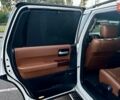 Белый Тойота Секвойя, объемом двигателя 5.66 л и пробегом 178 тыс. км за 37500 $, фото 21 на Automoto.ua