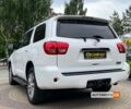 Белый Тойота Секвойя, объемом двигателя 5.7 л и пробегом 163 тыс. км за 26999 $, фото 4 на Automoto.ua
