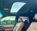 Белый Тойота Секвойя, объемом двигателя 5.66 л и пробегом 178 тыс. км за 37500 $, фото 15 на Automoto.ua