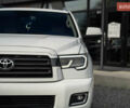 Белый Тойота Секвойя, объемом двигателя 5.66 л и пробегом 139 тыс. км за 39900 $, фото 12 на Automoto.ua
