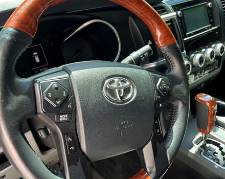 Білий Тойота Секвойя, об'ємом двигуна 5.7 л та пробігом 0 тис. км за 45000 $, фото 9 на Automoto.ua