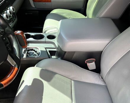 Білий Тойота Секвойя, об'ємом двигуна 5.7 л та пробігом 0 тис. км за 45000 $, фото 11 на Automoto.ua