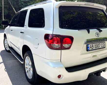 Білий Тойота Секвойя, об'ємом двигуна 5.7 л та пробігом 0 тис. км за 45000 $, фото 3 на Automoto.ua