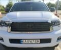 Белый Тойота Секвойя, объемом двигателя 5.7 л и пробегом 92 тыс. км за 49900 $, фото 2 на Automoto.ua