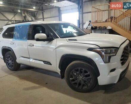 Белый Тойота Секвойя, объемом двигателя 0 л и пробегом 28 тыс. км за 90000 $, фото 3 на Automoto.ua