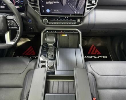 Белый Тойота Секвойя, объемом двигателя 3.5 л и пробегом 16 тыс. км за 113000 $, фото 21 на Automoto.ua