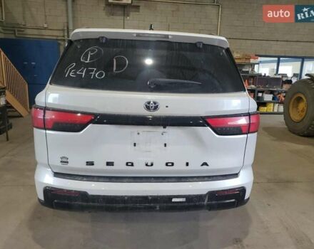 Белый Тойота Секвойя, объемом двигателя 0 л и пробегом 28 тыс. км за 90000 $, фото 5 на Automoto.ua