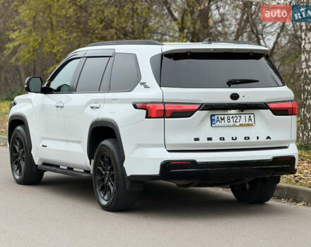 Белый Тойота Секвойя, объемом двигателя 3.45 л и пробегом 36 тыс. км за 92900 $, фото 5 на Automoto.ua