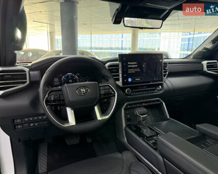 Тойота Секвойя 2023 в Одессе на Automoto.ua Белый Тойота Секвойя, объемом двигателя 3.45 л и пробегом 16 тыс. км за 113000 $, фото 24 на Automoto.ua