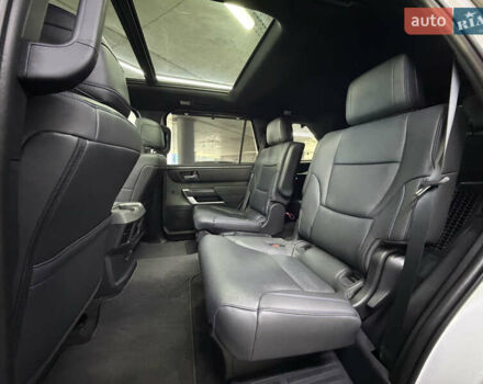 Тойота Секвойя 2023 в Одессе на Automoto.ua Белый Тойота Секвойя, объемом двигателя 3.45 л и пробегом 16 тыс. км за 113000 $, фото 21 на Automoto.ua