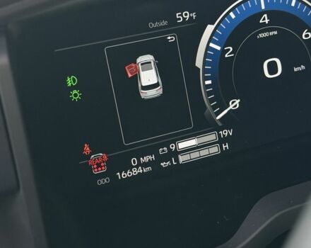 Белый Тойота Секвойя, объемом двигателя 3.5 л и пробегом 16 тыс. км за 113000 $, фото 22 на Automoto.ua